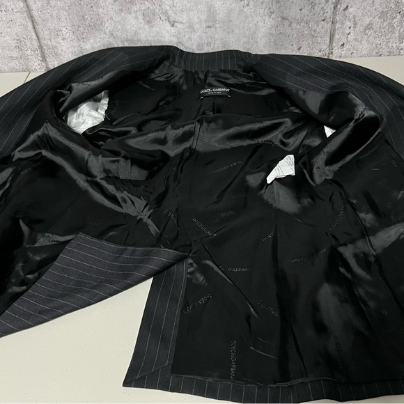 dolce & Gabbana Women pinstripe slim-cut buttoned blazer - Picture 10 of 14